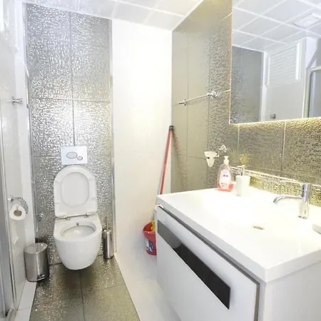 1+1 In Another World Complex Apartment *