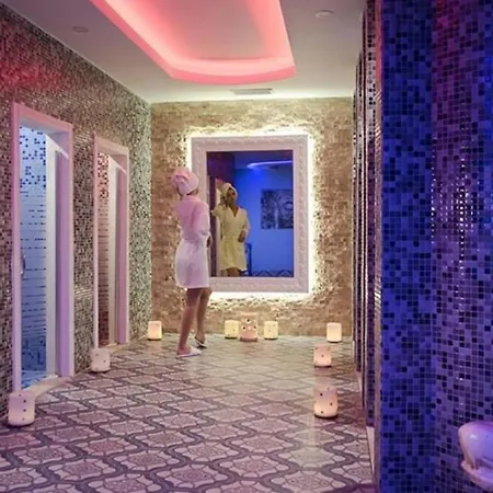 1+1 In Another World Complex Alanya