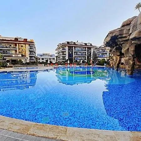 1+1 In Another World Complex Apartment Alanya