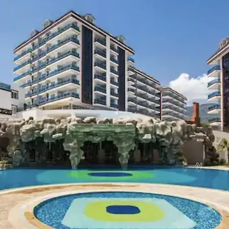 1+1 In Another World Complex Apartment Alanya